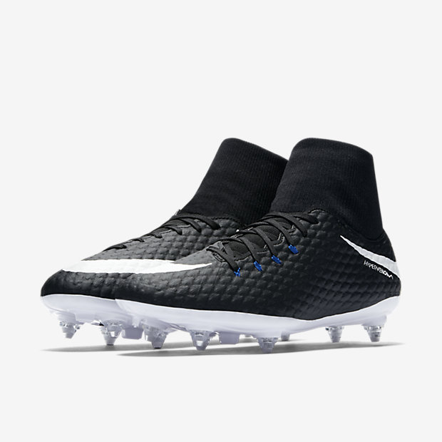 nike hypervenom phelon