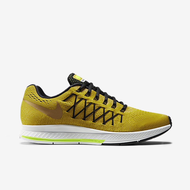 Nike Air Zoom Pegasus 32 MGR Mens Running Shoe.