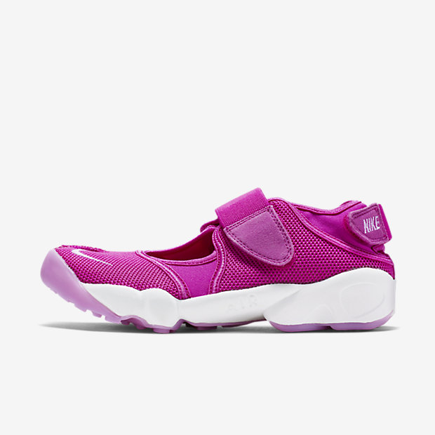 Nike Air Rift Womens Shoe.