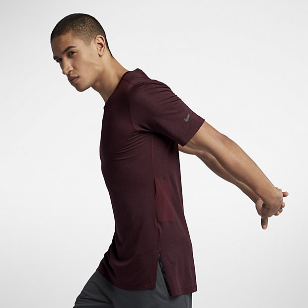 Мужская функциональная футболка с коротким рукавом для тренинга Nike Dri-FIT 888413566883