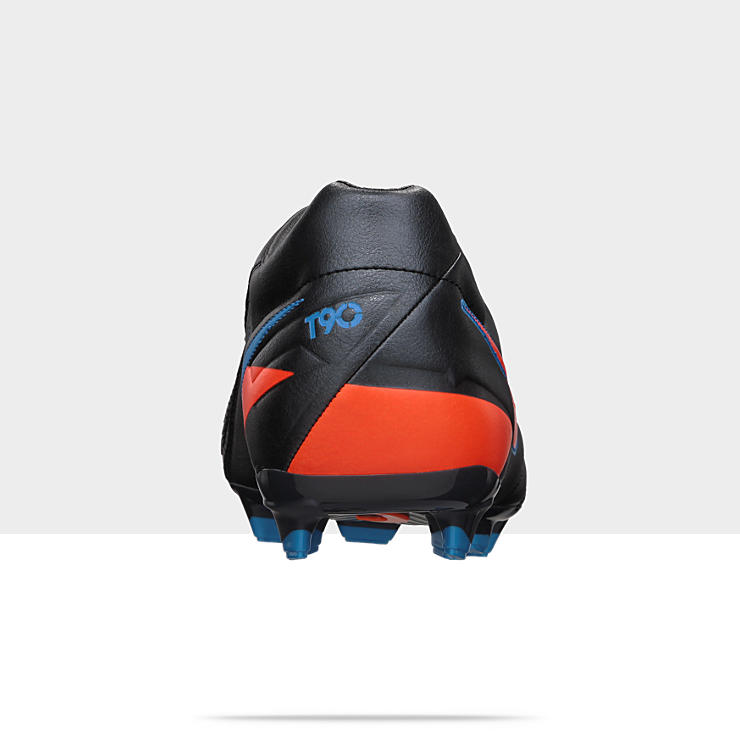  Botas de fútbol para superficies firmes Nike T90 