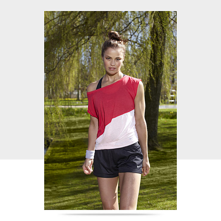  Nike Demi Crop – Haut dentraînement pour Femme